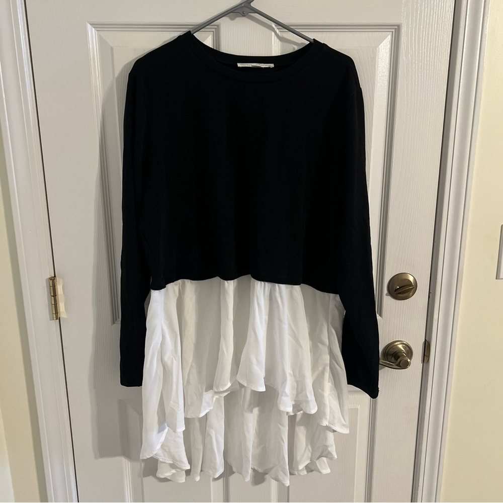 French Laundry Black and White Tunic Top